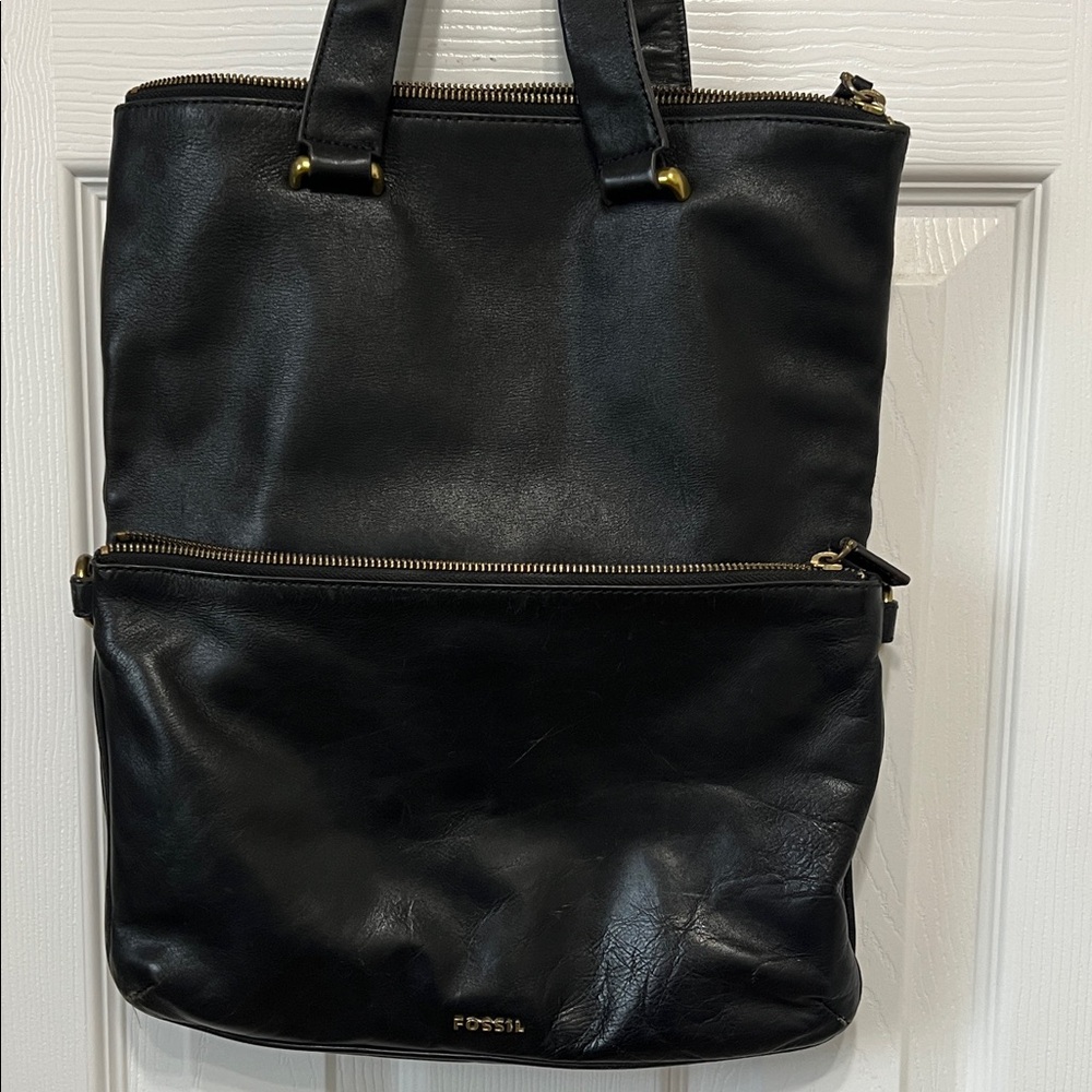 Fossil Black Leather Zip-Front Tote with strap